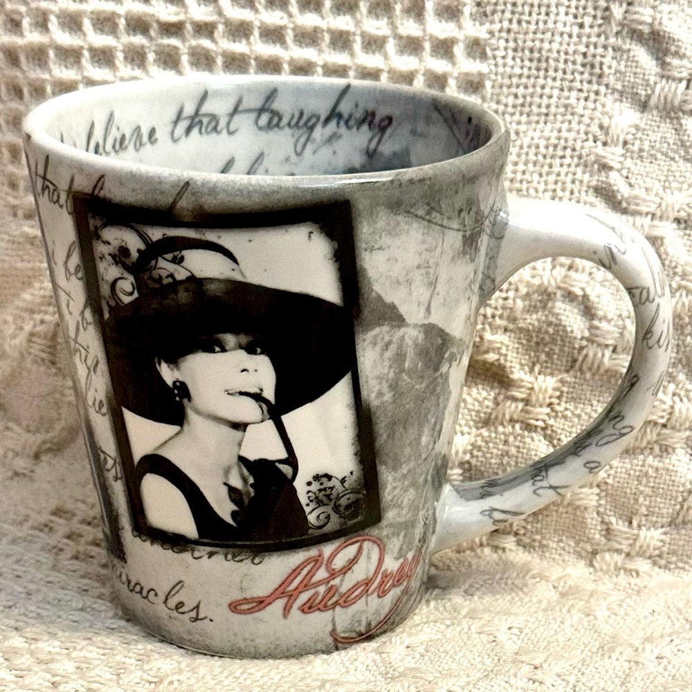 Breakfast at Tiffanys Audrey Hepburn Coffee/Tea Mug Radio Days